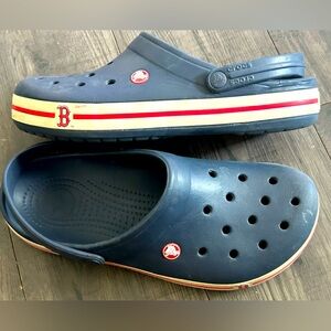 CROCS Boston Red Sox men’s size 9 shoes